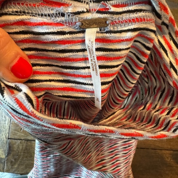 Free People Tank Size XL - Picture 3 of 3